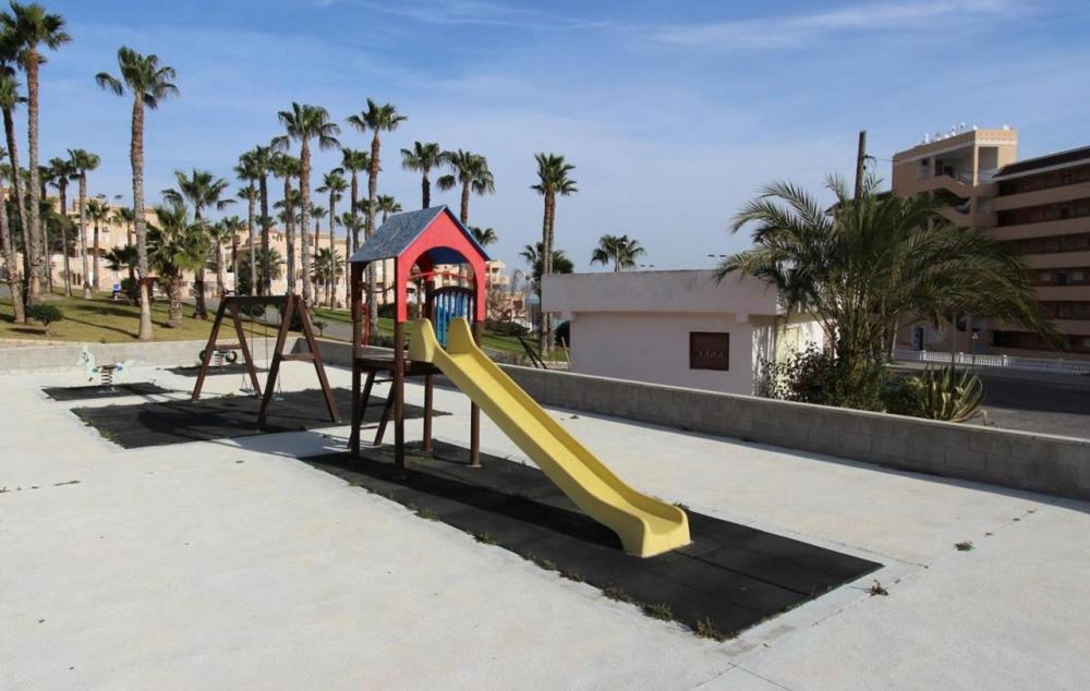 Sunny Bungalow La Mata With Sea Views 托雷维耶哈 外观 照片